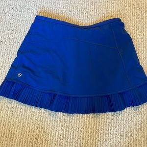 Lululemon size 2 tennis skirt